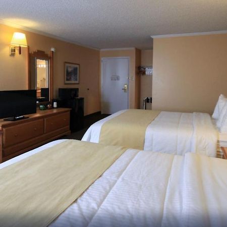 Yellowstonepark Inn&Suites Livingston Exterior foto