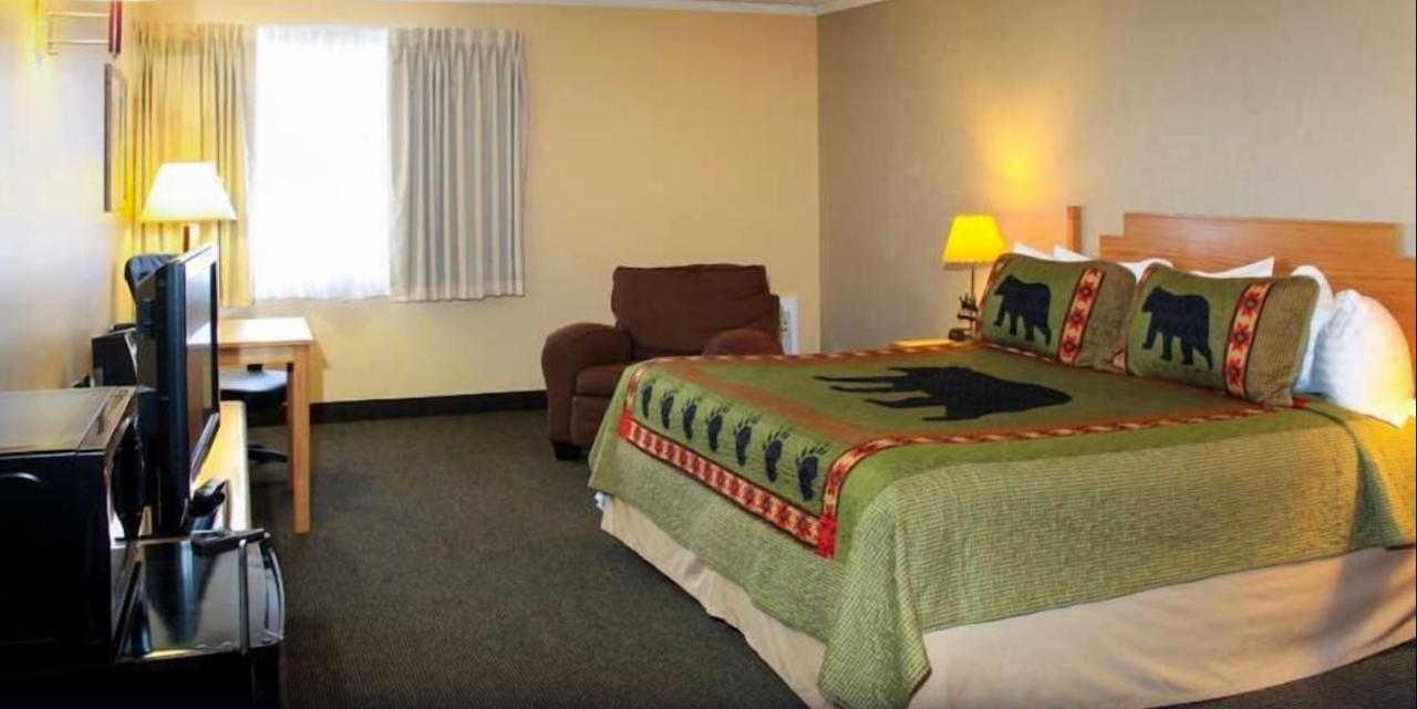 Yellowstonepark Inn&Suites Livingston Exterior foto